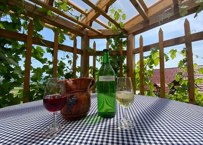 Vineyard Joanna * Mirna Pec